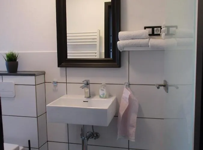 فندق Best Pension Glückstadt